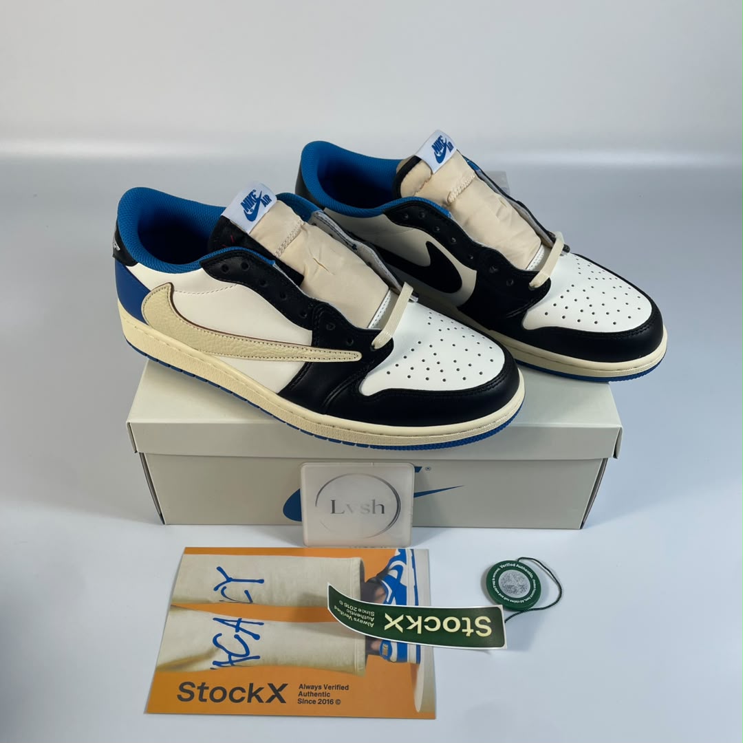Nike Air Jordan 1 Low Sneaker Fragment Design x Travis Scott